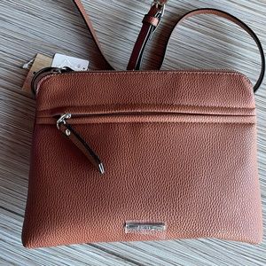 Nwt Roots small brown shoulder bag